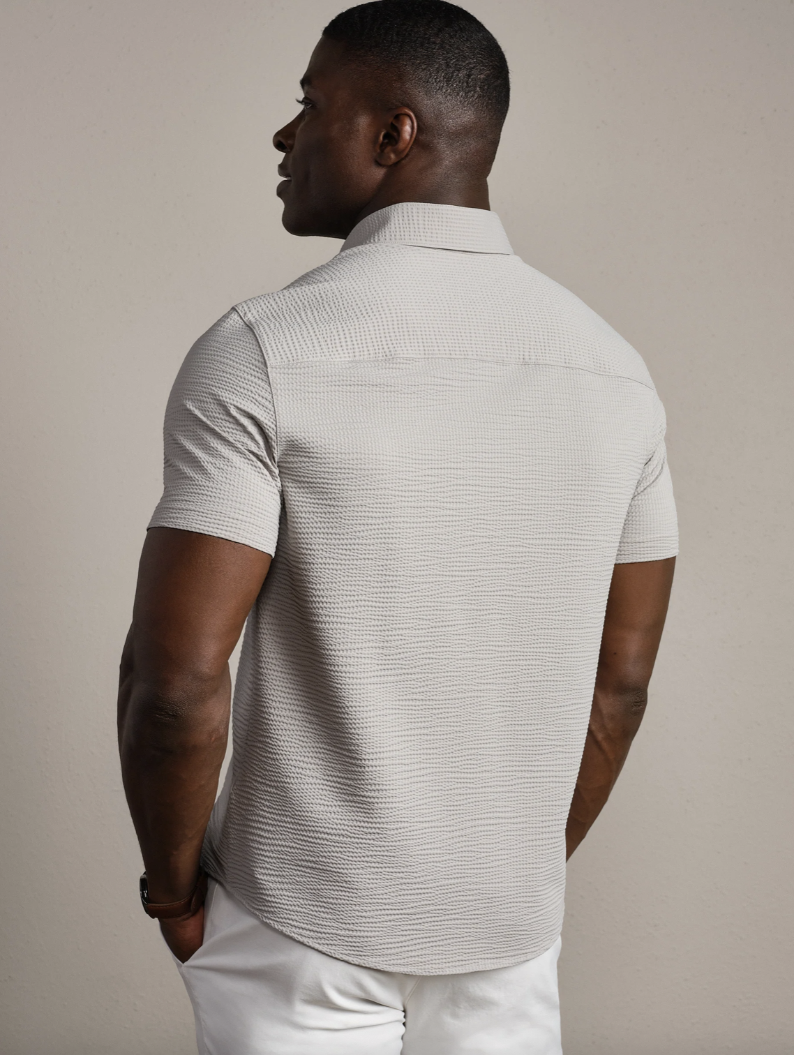 Rhone Commuter Seersucker Short Sleeve Shirt