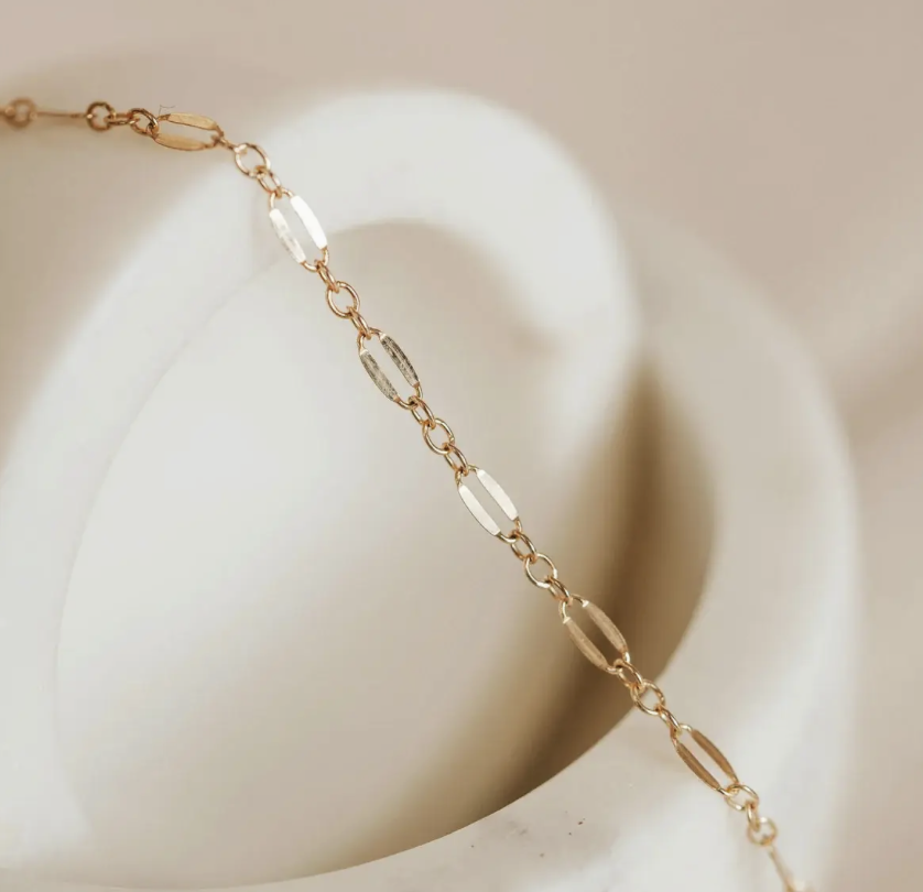 Hello Adorn Lace Bracelet