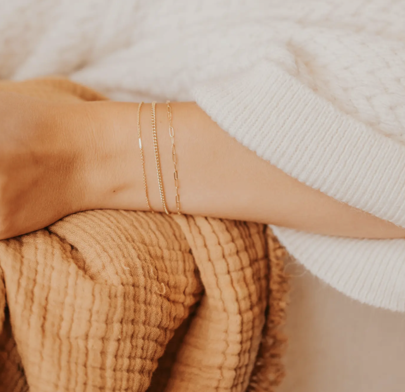 Hello Adorn Mari Bracelet