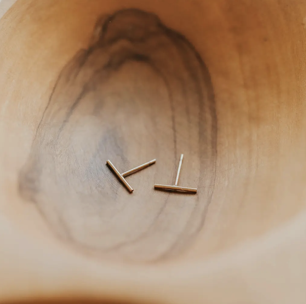 Hello Adorn Tiny Bar Studs