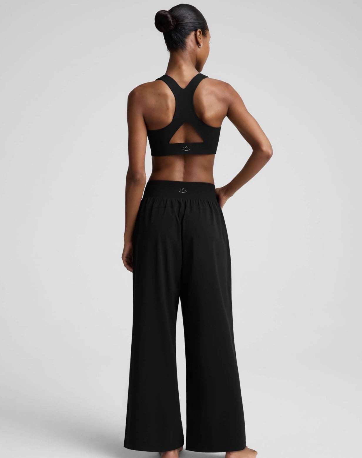 Beyond Yoga glowzone™ Hybrid Straight Leg Pant 31"