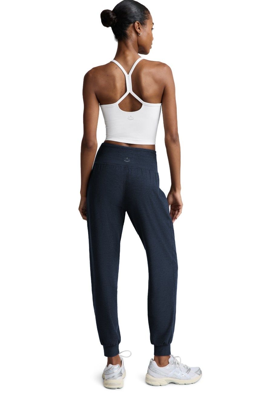 Beyond Yoga Mid Weight Midi Jogger
