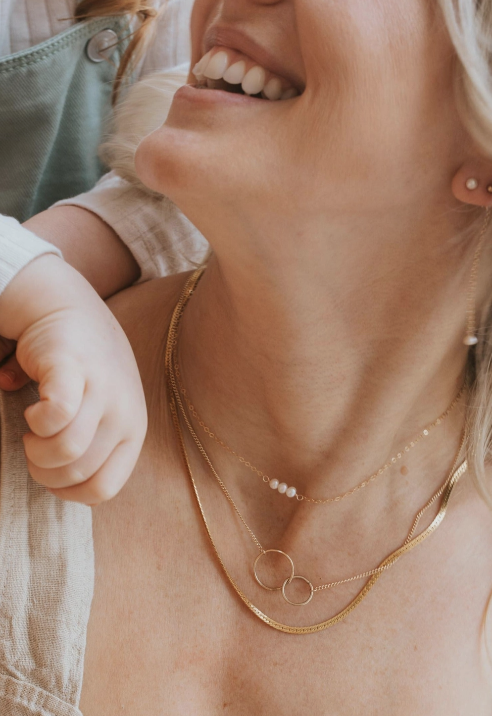 Hello Adorn Pearl Linked Necklace