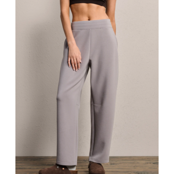 Rhone DreamGlow Barrel Leg Pant