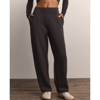 Rhone DreamGlow Barrel Leg Pant