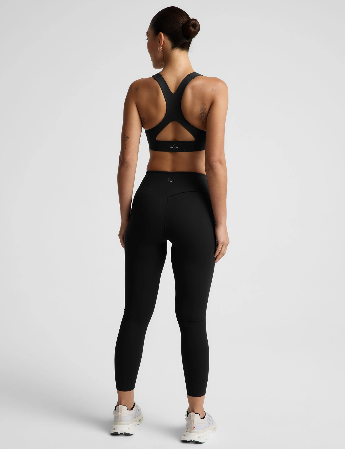 Beyond Yoga Glowzone High Waisted Midi Legging