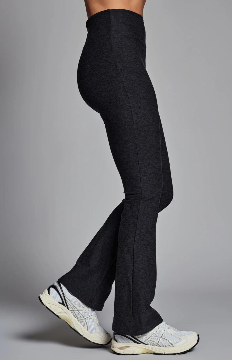 Year of Ours Stretch Baby Flare Legging