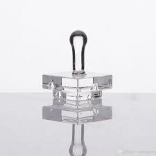 CHRYSTAL GLASS SQUARE CARB CAP