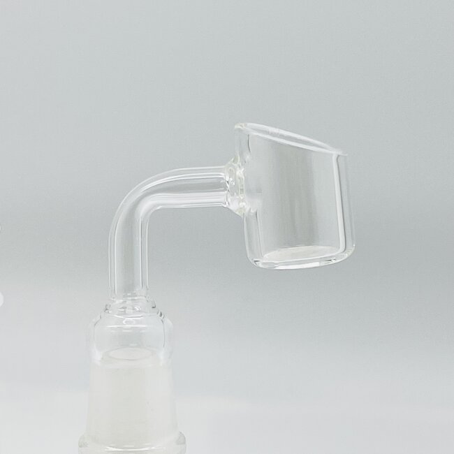 14MM FEMALE 90 DEGREE SLANTED QUARTZ BANGER