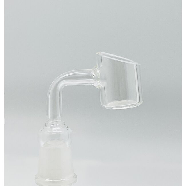 14MM FEMALE 90 DEGREE SLANTED QUARTZ BANGER