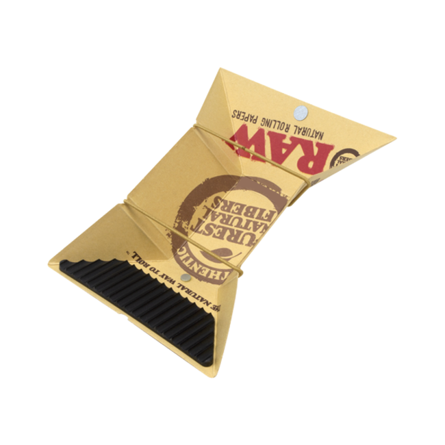 RAW RAW BOARDING PASS