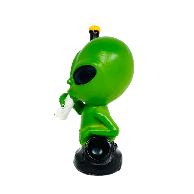 GREEN ALIEN RESIN PIPE YD450-30