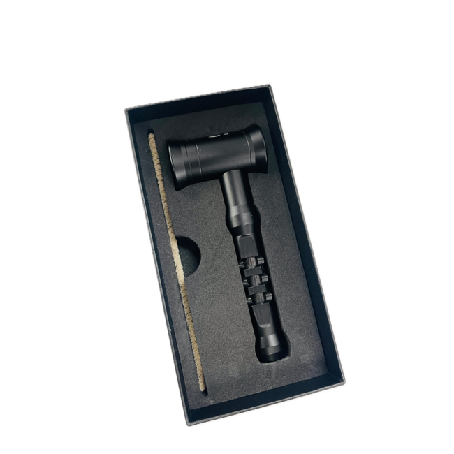 CHEECH GLASS CH-YD-1400 METAL ENCASED GLASS HAMMER PIPE