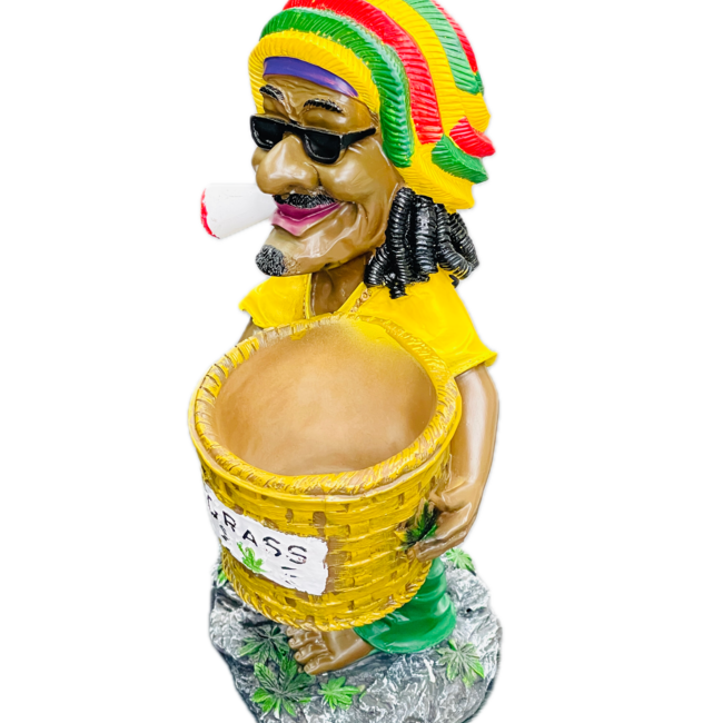 LARGE BASKET JAMAICAN MAN HOLDING GRASS BASKET ASHTRAY  ASH-BIG-14