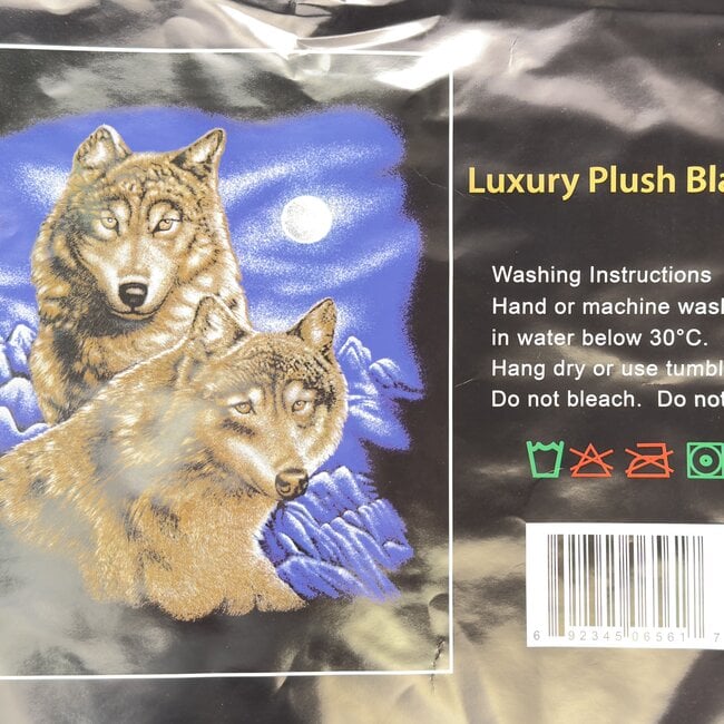 TWO WOLF  LUXURY BLANKET QUEEN