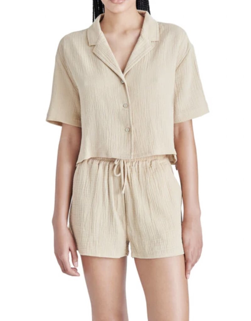 STEVE MADDEN GEORGIE SHORT