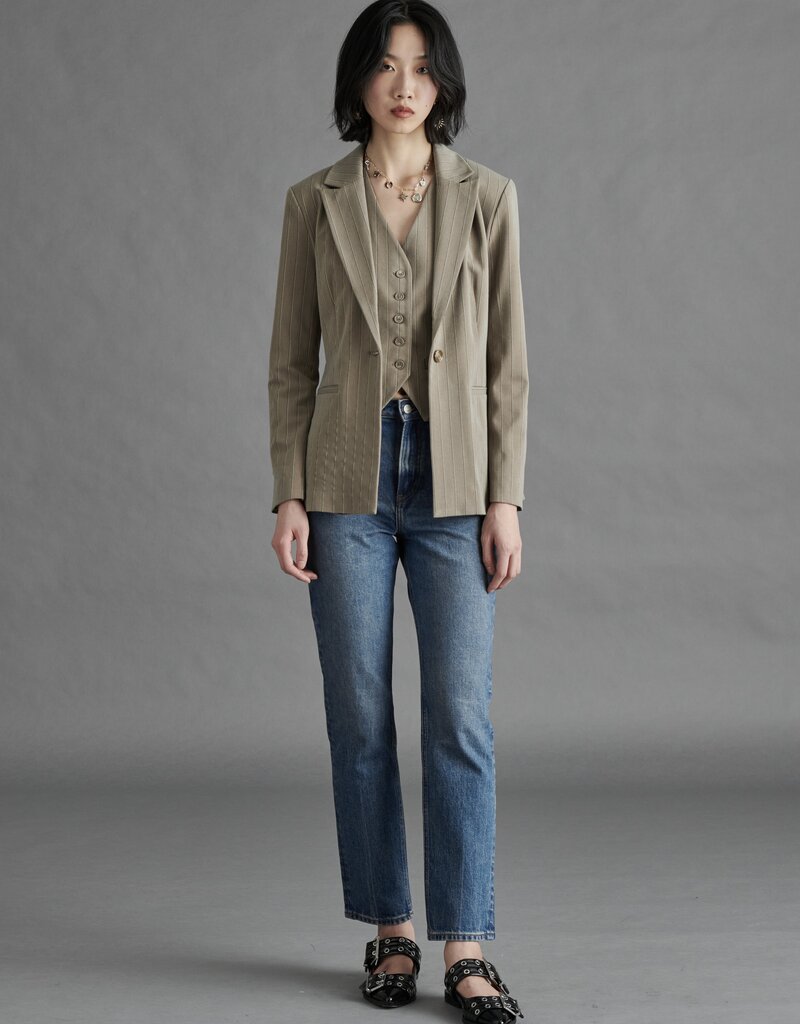 BRONWYN BLAZER