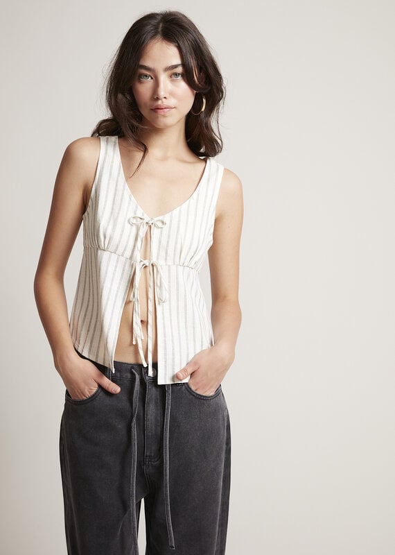 RD STYLE IONA FRONT TIE TOP