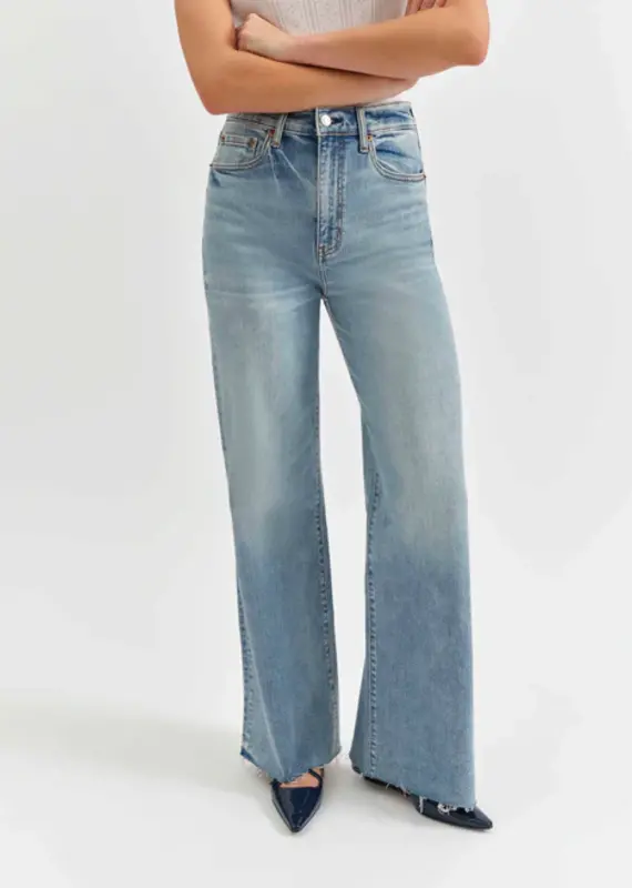 DAZE FAR OUT HIGH + WIDE LONG JEANS
