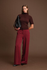 DELUC OLIVER TURTLENECK KNIT TOP