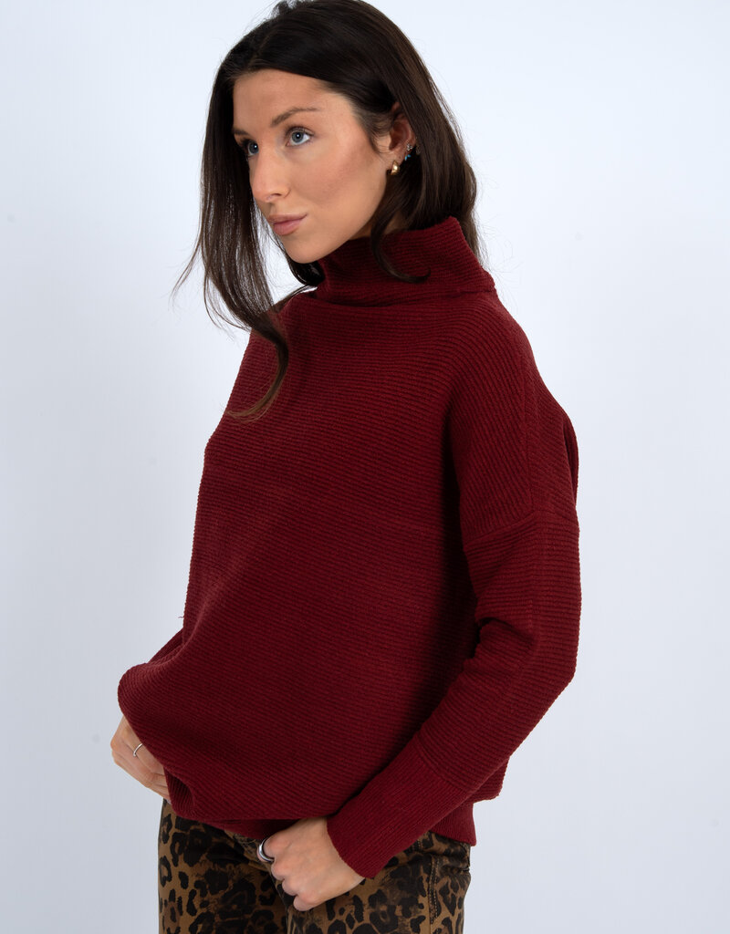 RD STYLE NANCY OTTOMAN SWEATER