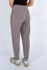 RD STYLE JULINA SOFT KNIT TAPERED PANT