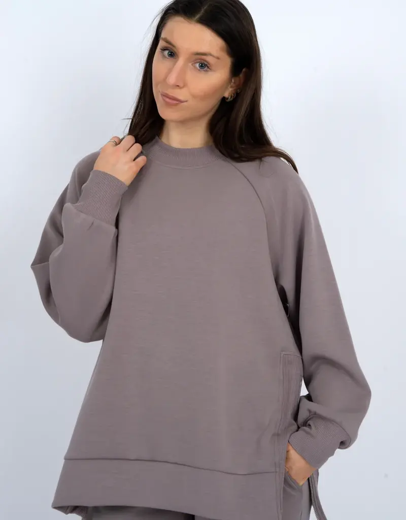 RD STYLE PENELA SOFT KNIT PULLOVER