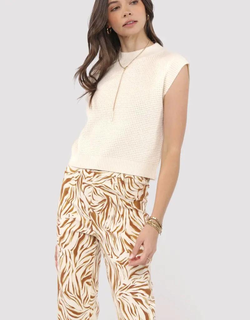 SADIE AND SAGE CHILL BEATS SLEEVELESS SWEATER