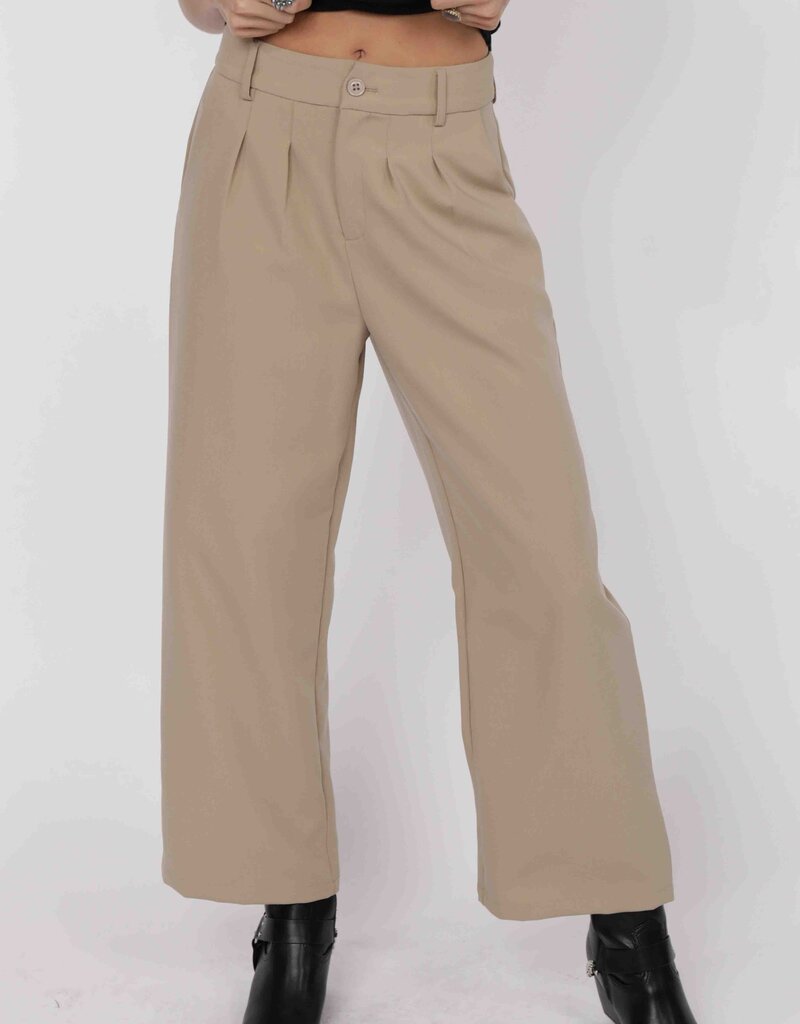 SAGE THE LABEL ROXY PLEAT FRONT TROUSER