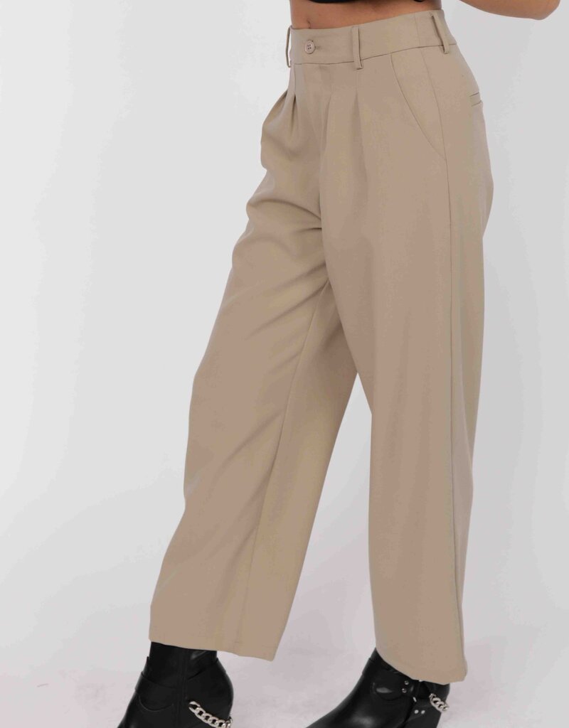 SAGE THE LABEL ROXY PLEAT FRONT TROUSER