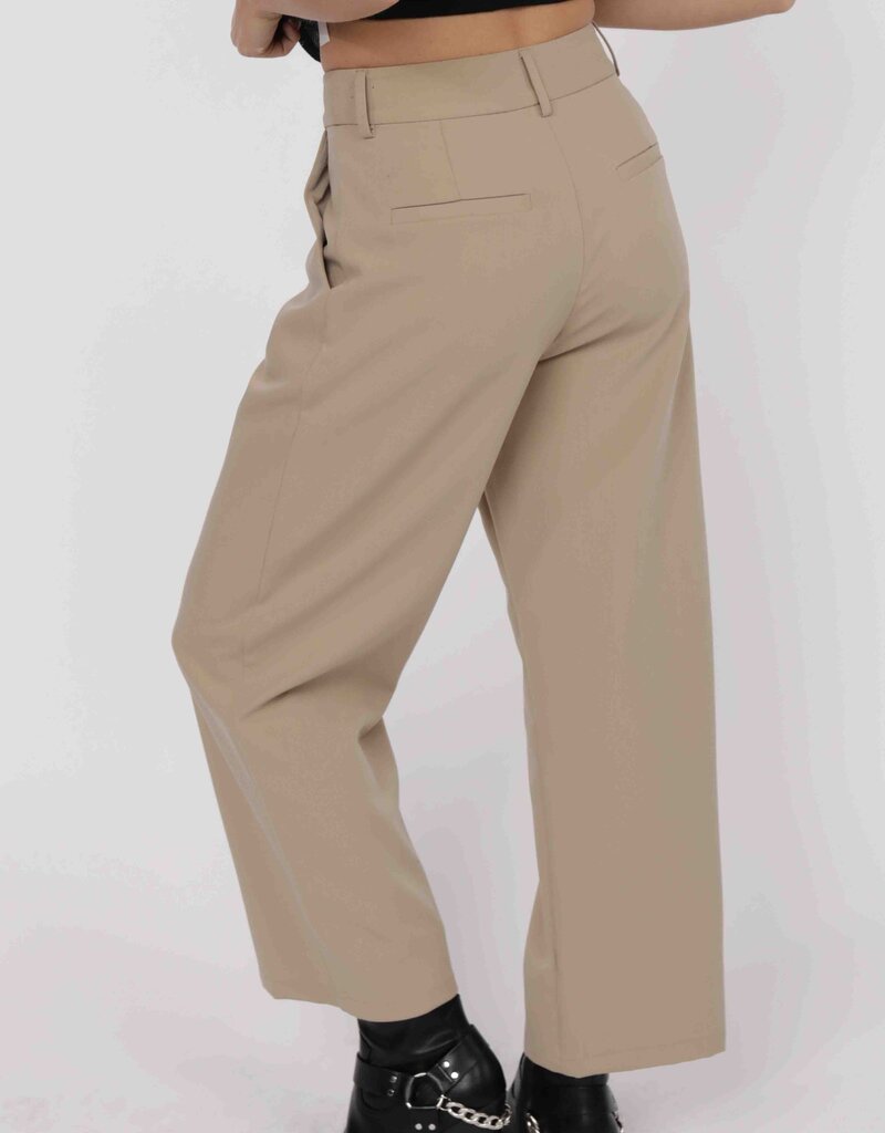 SAGE THE LABEL ROXY PLEAT FRONT TROUSER