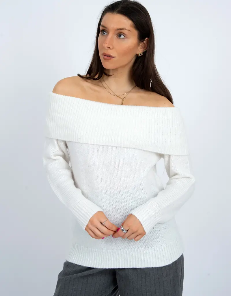 RD STYLE ANGELIQUE RAGLAN SLEEVE SWEATER