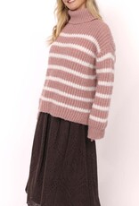 SADIE AND SAGE AKI STRIPED TURTLENECK