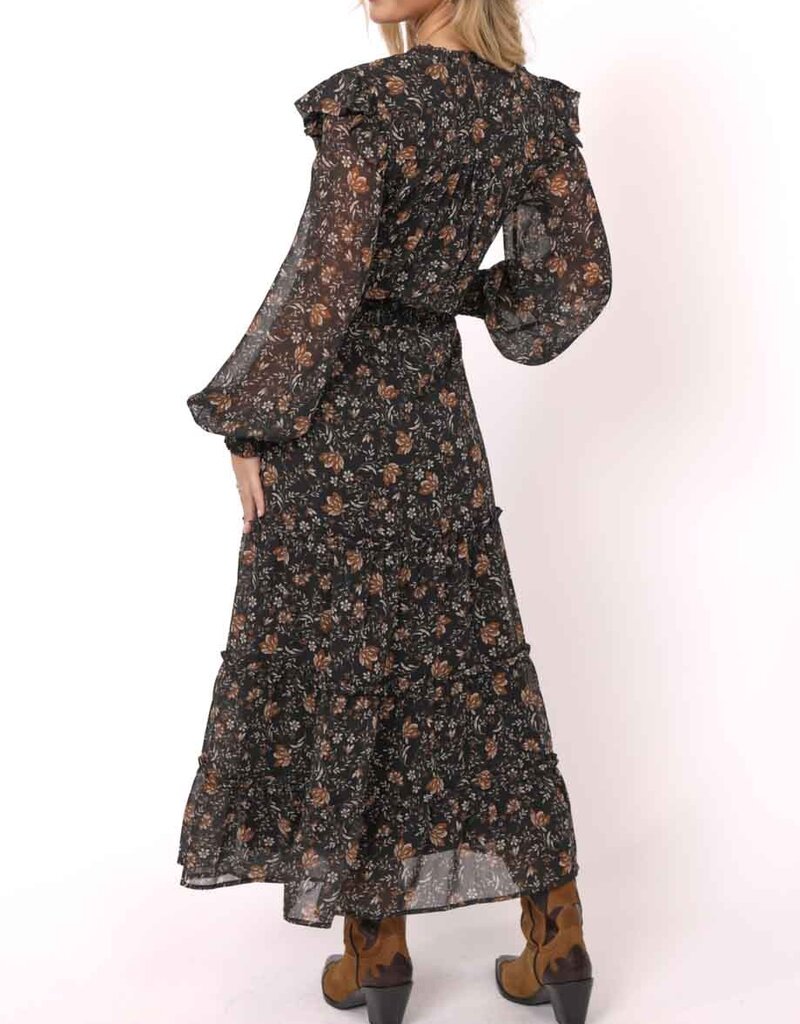 SADIE AND SAGE TIMELESS TIERED MAXI DRESS