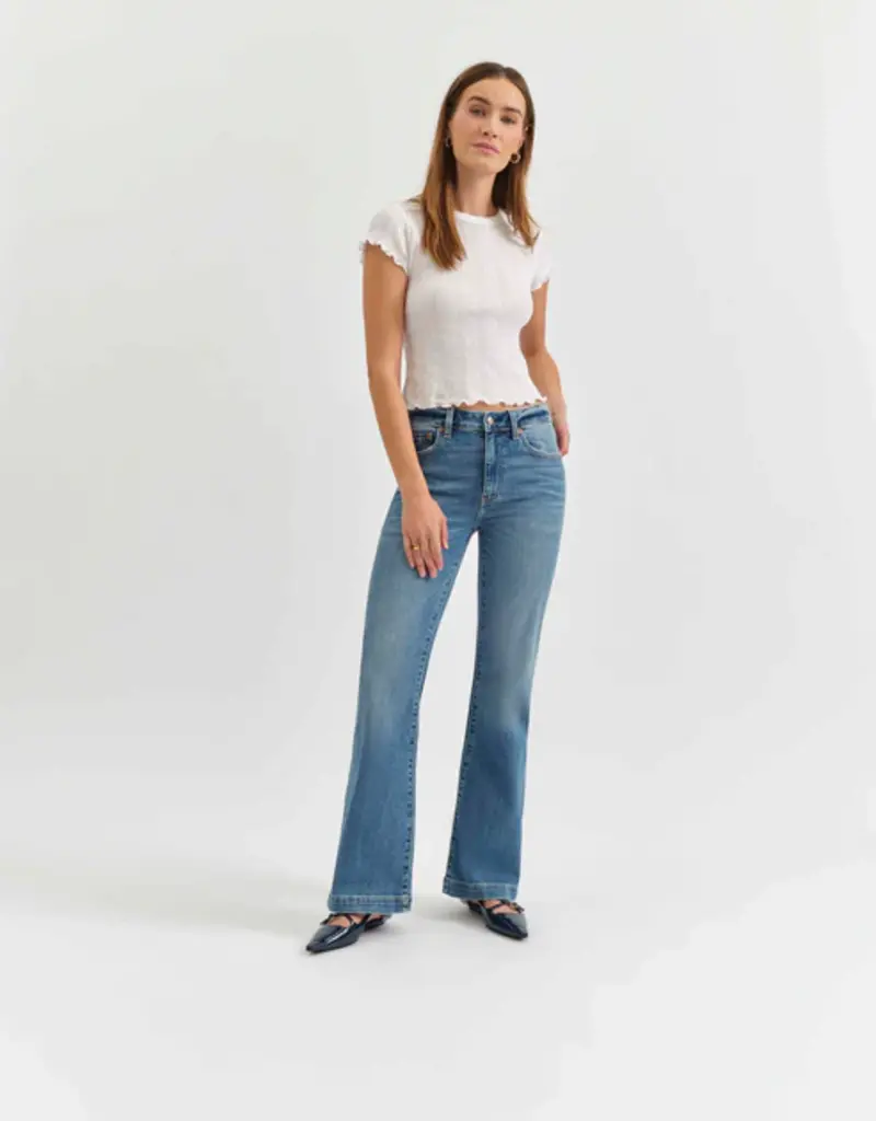 DAZE HEARTBREAKER MID RISE FLARE JEANS