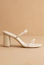 OASIS SOCIETY WENDY DOUBLE STRAP BOW HEELS