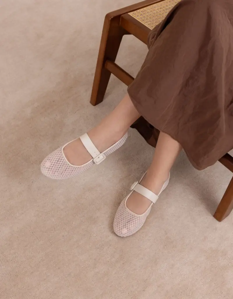 OASIS SOCIETY GEM EMBELLISHED MESH FLAT