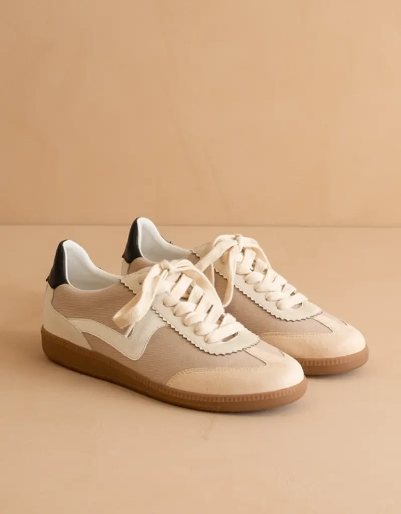 OASIS SOCIETY KYLA LOW TOP SNEAKER