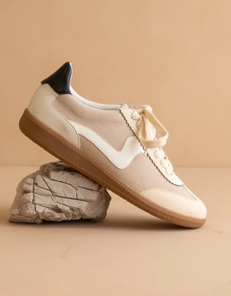 OASIS SOCIETY KYLA LOW TOP SNEAKER