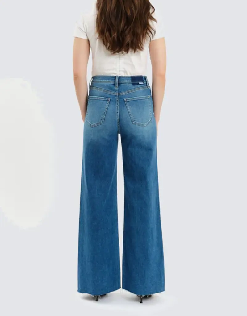 DAZE FAR OUT HIGH + WIDE LEG JEAN