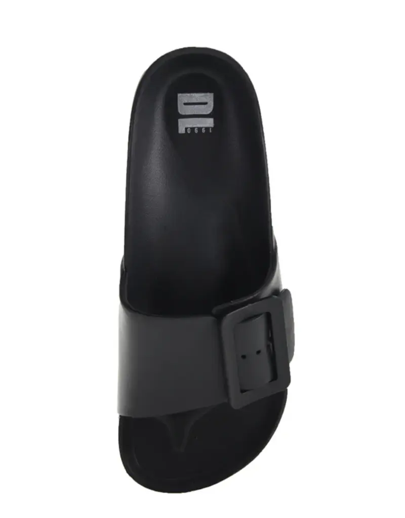 CHINESE LAUNDRY GAMBIT SLIDE