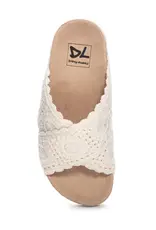 CHINESE LAUNDRY TACOMA CROCHET SLIDE