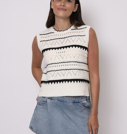 RD STYLE CARA SLEEVELESS CREWNECK