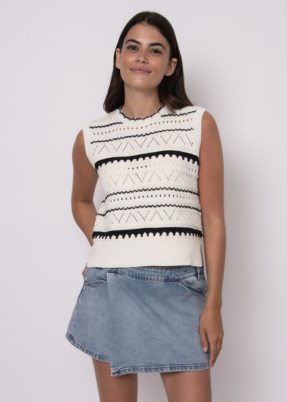 RD STYLE CARA SLEEVELESS CREWNECK