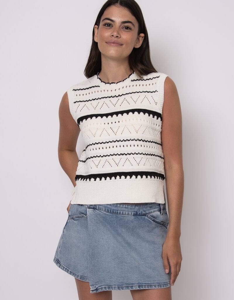 RD STYLE CARA SLEEVELESS CREWNECK