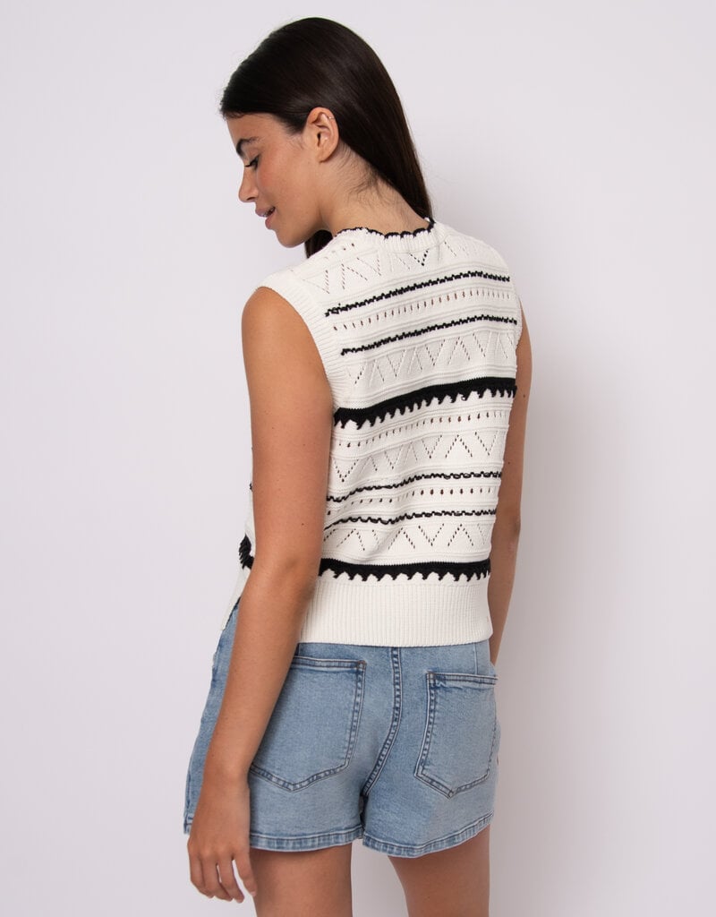 RD STYLE CARA SLEEVELESS CREWNECK