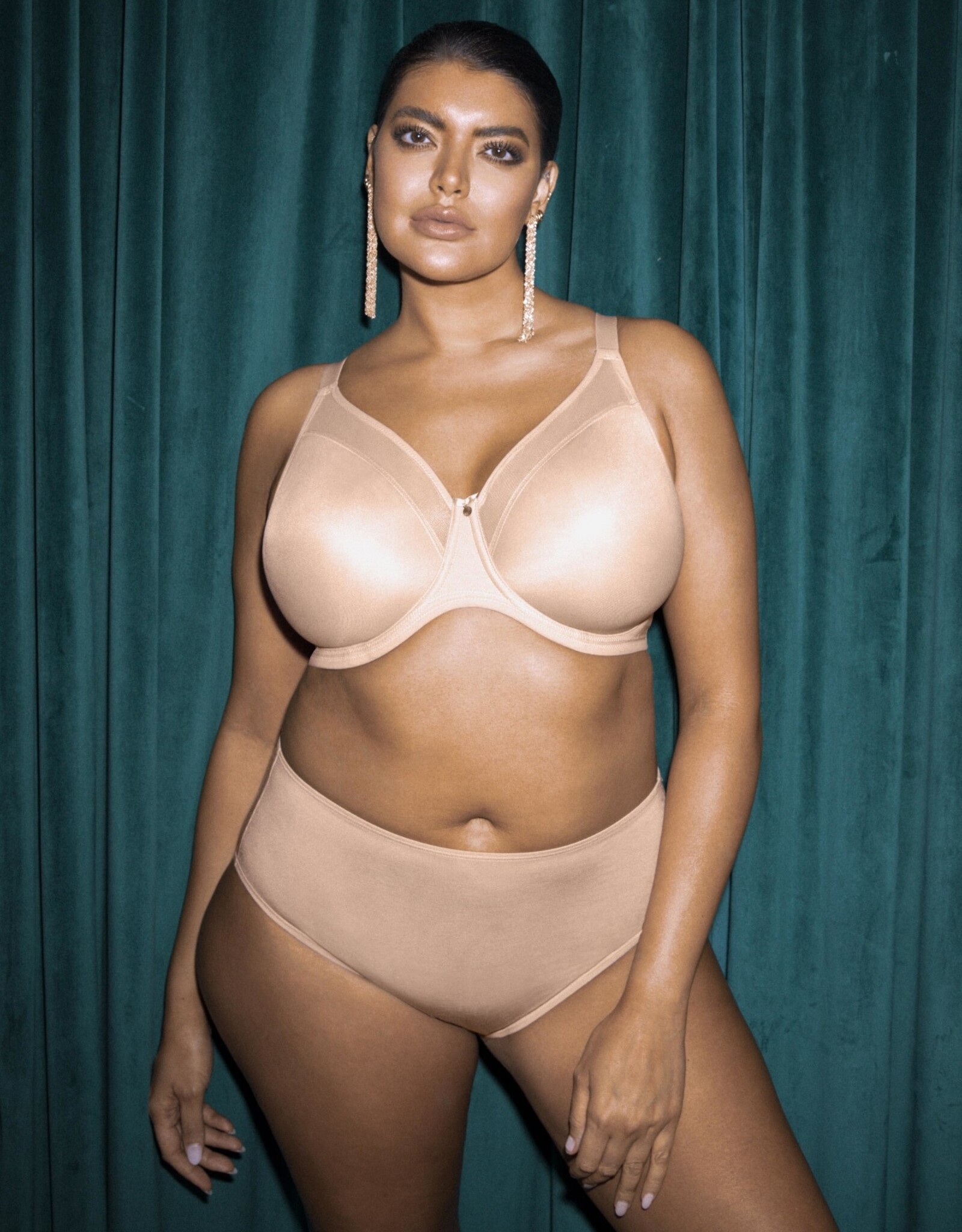 Elomi EL Smooth Non Padded Bra