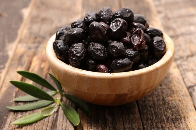 La Cerignola Di Una Volta "La Cerignola" Black Baked Olives "Al Forno" in Sunflower Oil 9/580ml