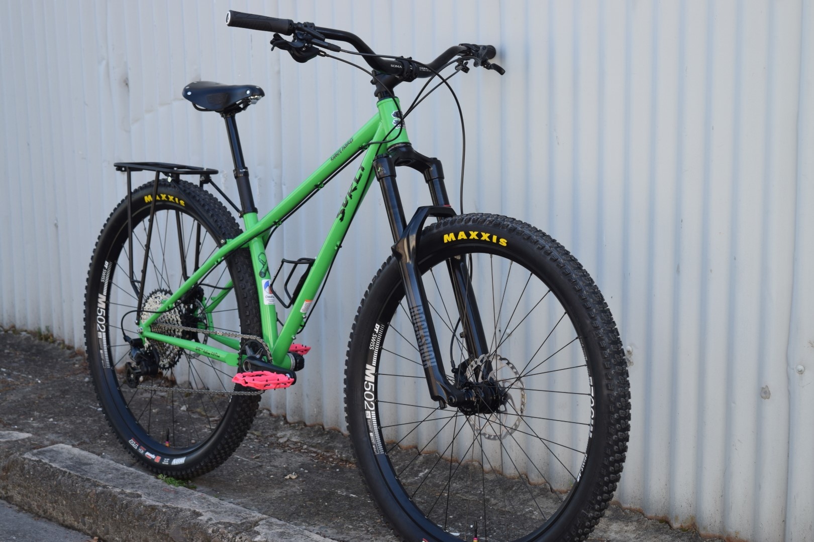 Custom Builds Vera s Surly Karate Monkey Omafiets