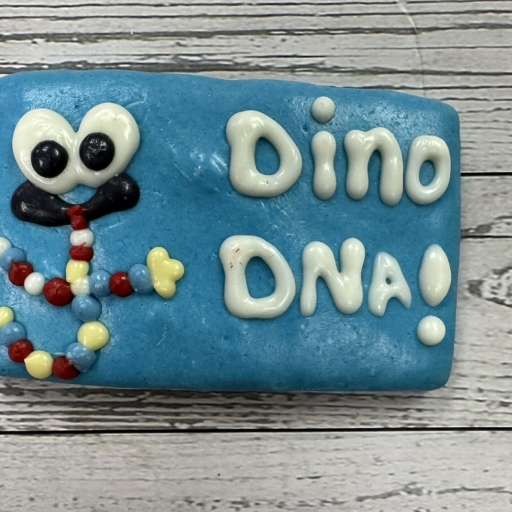 LEAPS & BONES Biscuit Jurassic Dino DNA
